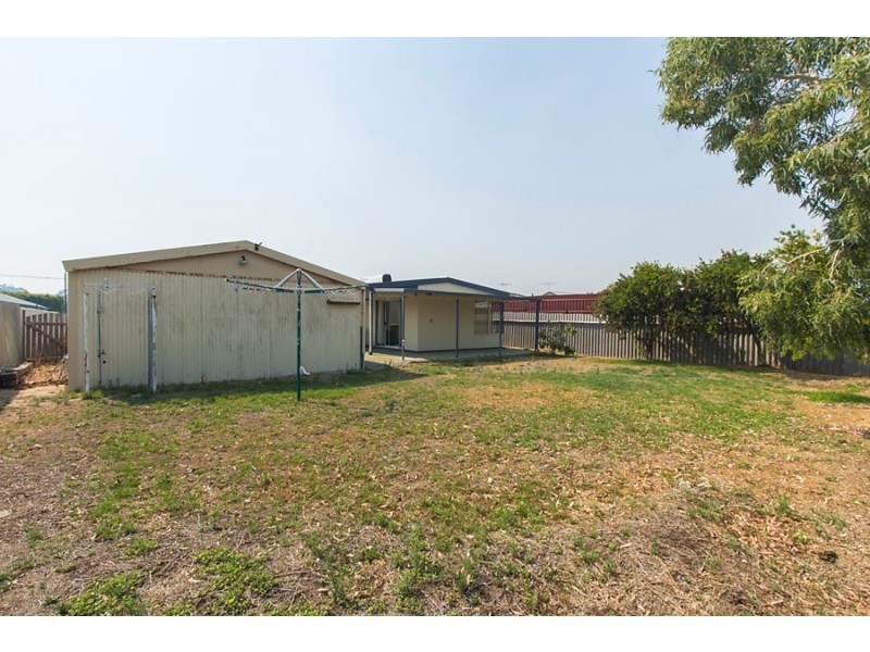 11 Wenn Road, Singleton WA 6175
