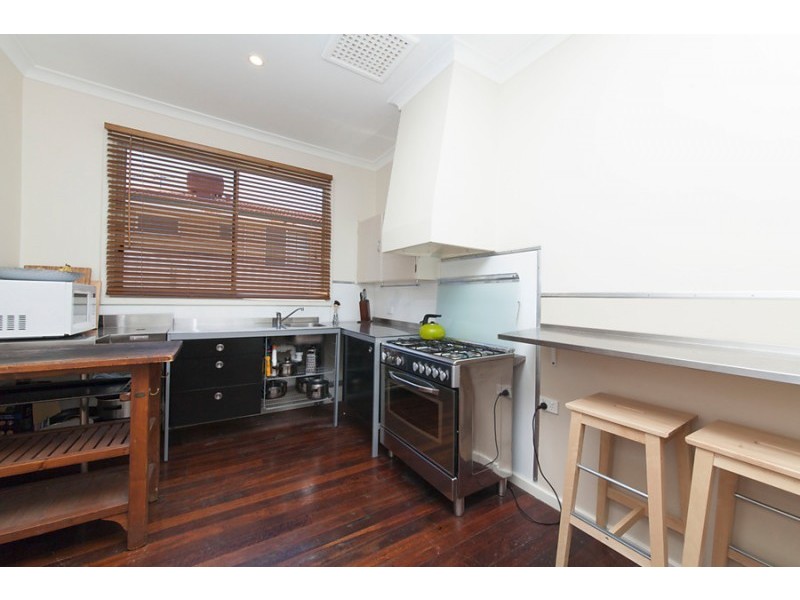 3 Wiggins Road, Orelia WA 6167