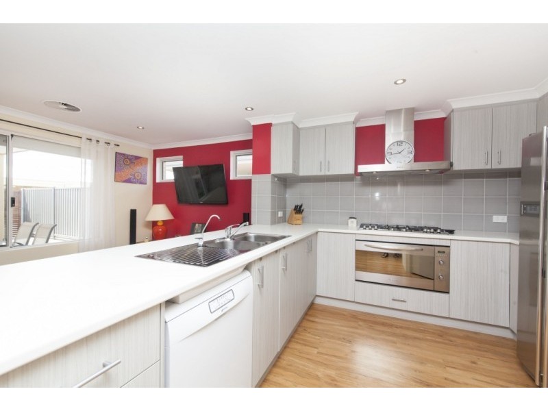 41 Barrington Avenue, Champion Lakes WA 6111