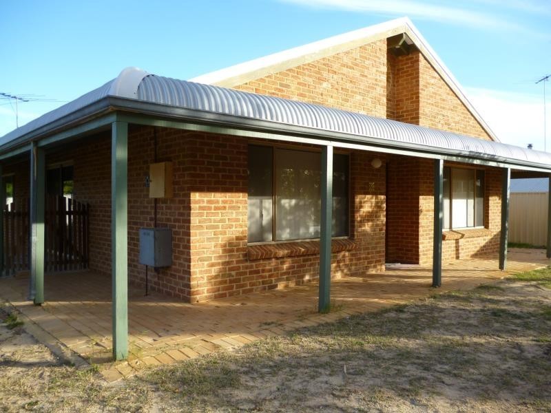 48 Tangadee Road, Golden Bay WA 6174