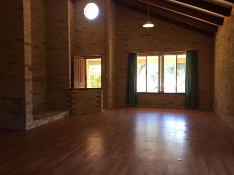 48 Tangadee Road, Golden Bay WA 6174