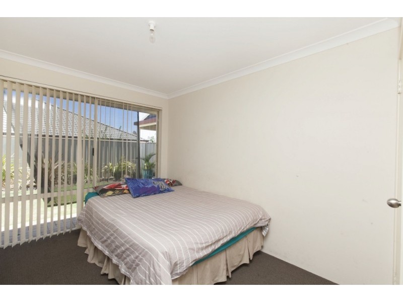 4 Voltaire Way, Secret Harbour WA 6173