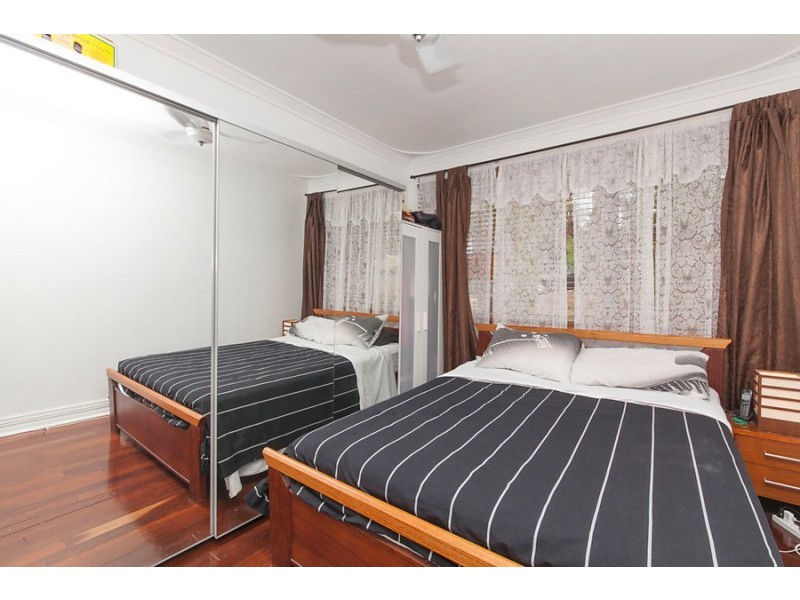 6 Wiggins Road, Orelia WA 6167