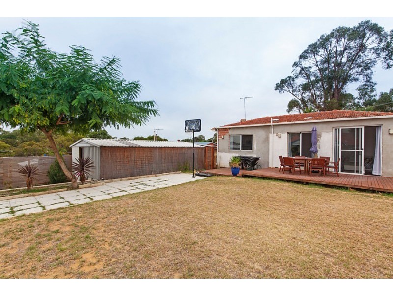 6 Wiggins Road, Orelia WA 6167