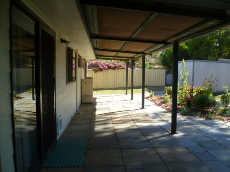 16 Minderoo, Golden Bay WA 6174