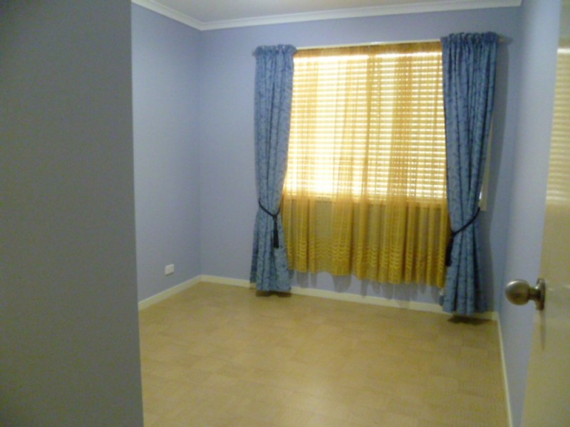 16 Minderoo, Golden Bay WA 6174