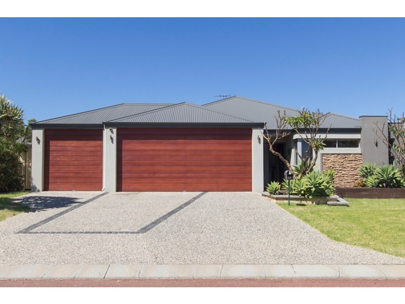 22 Jasper Way, Lakelands WA 6180