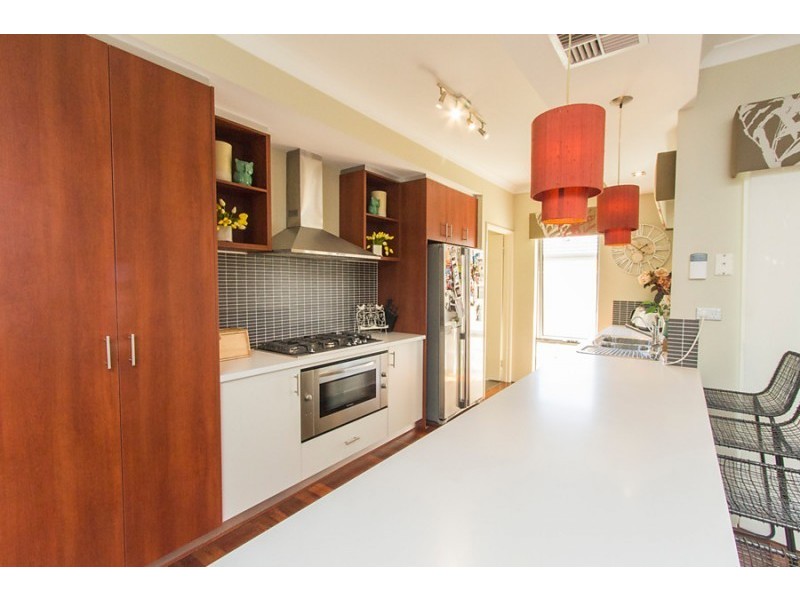 22 Jasper Way, Lakelands WA 6180