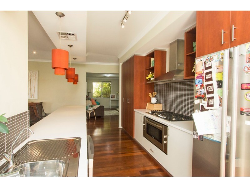 22 Jasper Way, Lakelands WA 6180