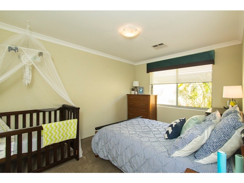 22 Jasper Way, Lakelands WA 6180