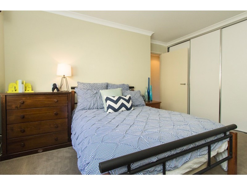 22 Jasper Way, Lakelands WA 6180