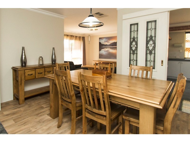 70 Donald Drive, Safety Bay WA 6169