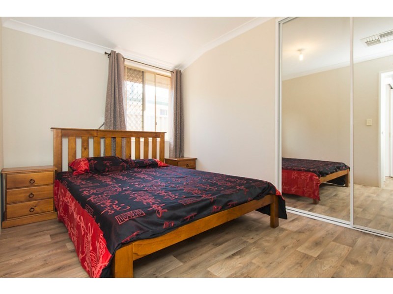 70 Donald Drive, Safety Bay WA 6169