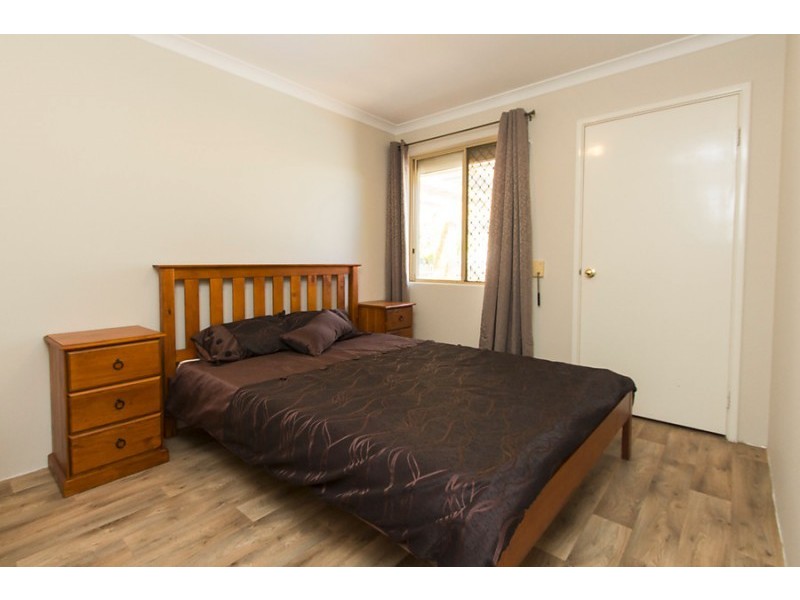 70 Donald Drive, Safety Bay WA 6169