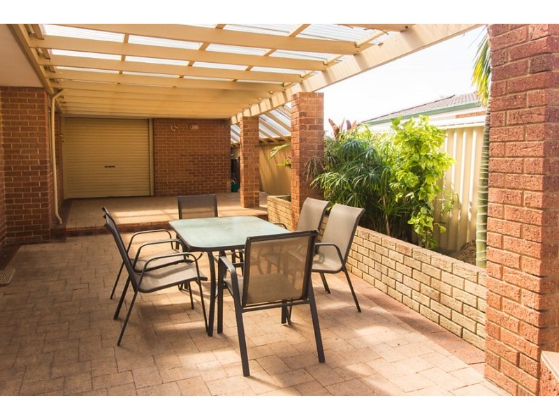 70 Donald Drive, Safety Bay WA 6169