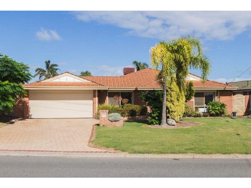 70 Donald Drive, Safety Bay WA 6169