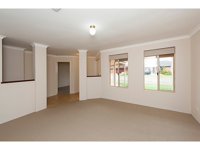 28 Santa Cruz Parkway, Secret Harbour WA 6173