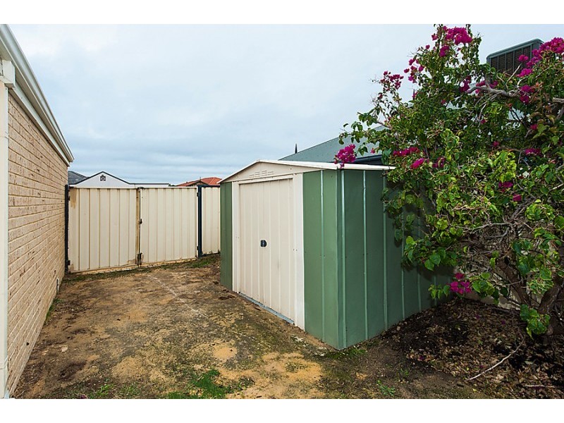 28 Santa Cruz Parkway, Secret Harbour WA 6173