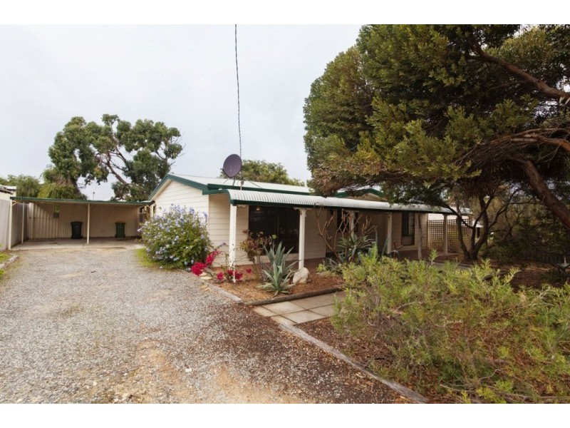 3 Tarwhine Place, Golden Bay WA 6174