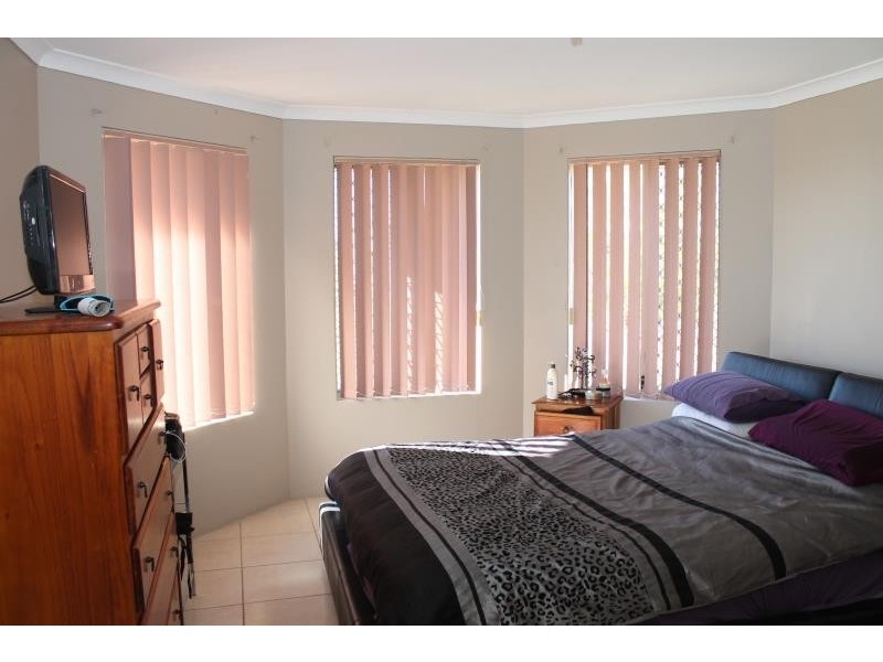 4 Rosebay Grove, Singleton WA 6175