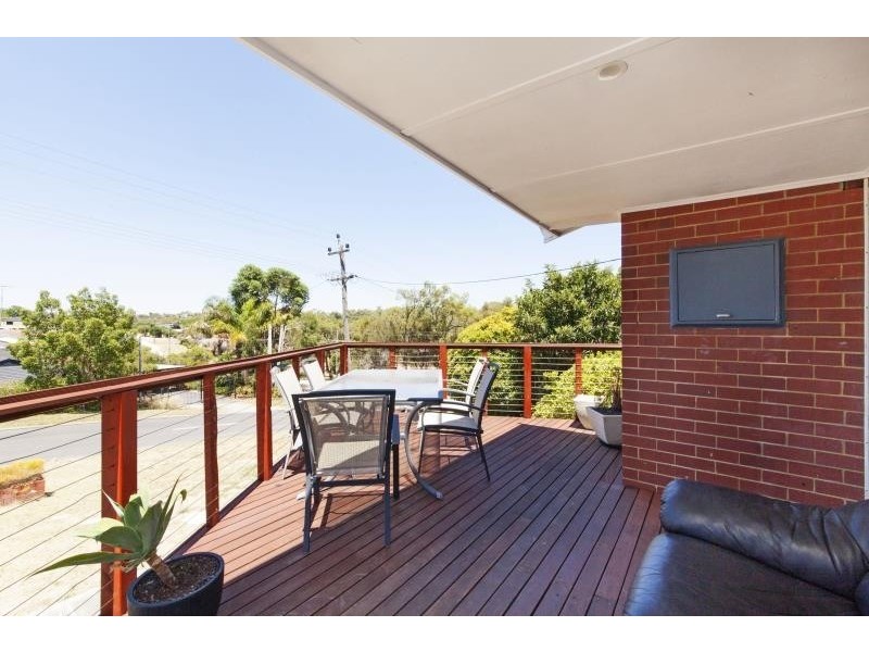 3 Wiggins Rd, Orelia WA 6167