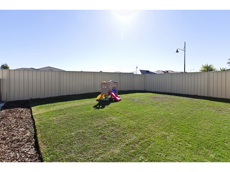 79 Miltona Drive, Secret Harbour WA 6173