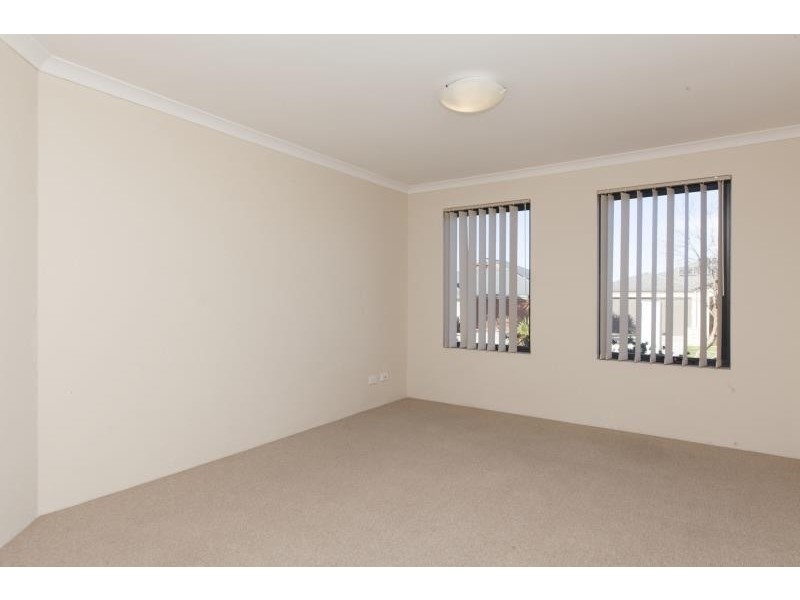 8 Echidna Court, Baldivis WA 6171