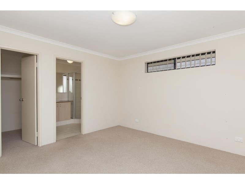 8 Echidna Court, Baldivis WA 6171