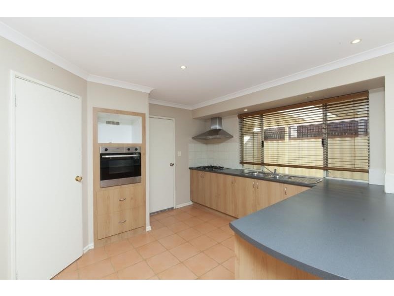 60 La Spezia Drive, Secret Harbour WA 6173