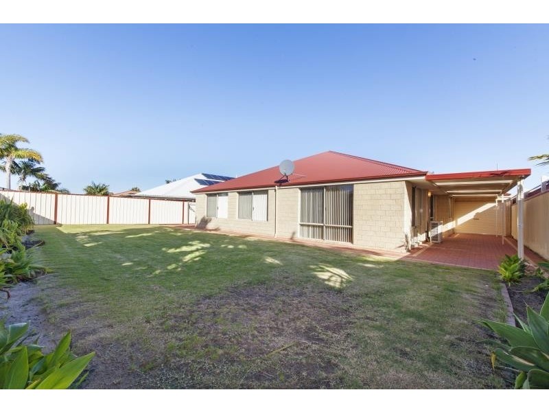 60 La Spezia Drive, Secret Harbour WA 6173