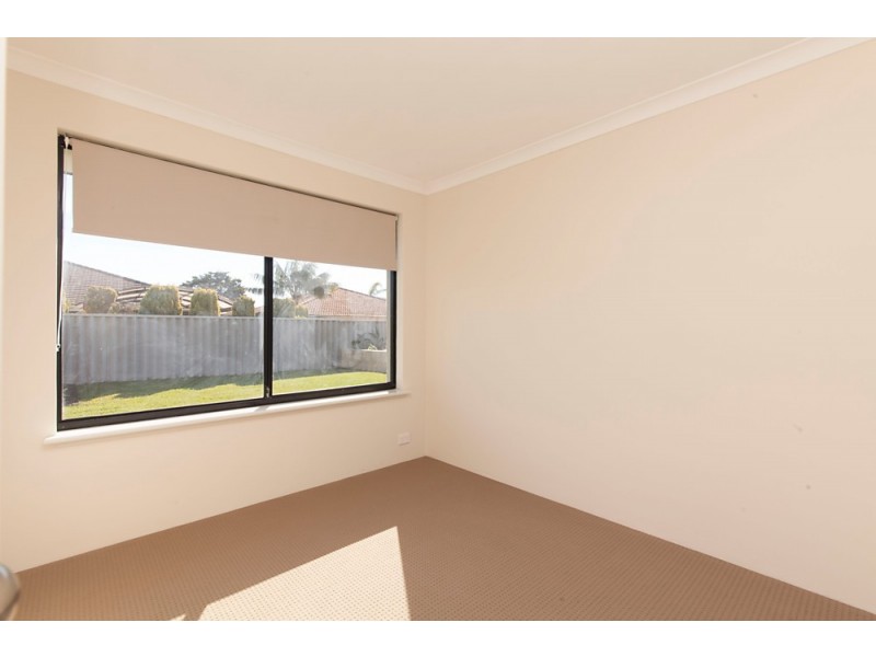 19 Canouan Loop, Secret Harbour WA 6173