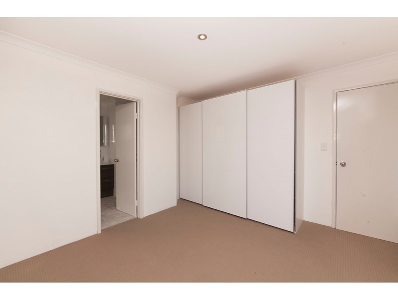 19 Canouan Loop, Secret Harbour WA 6173