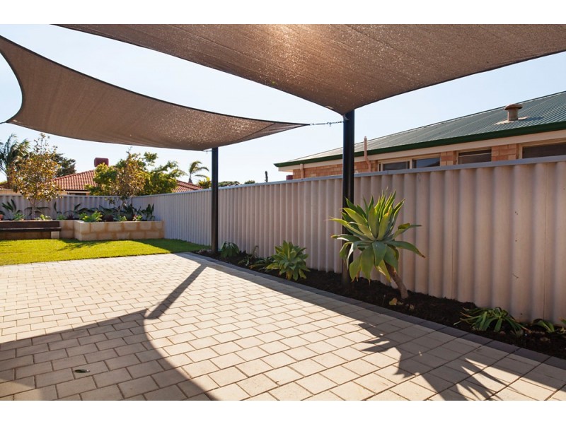 19 Canouan Loop, Secret Harbour WA 6173