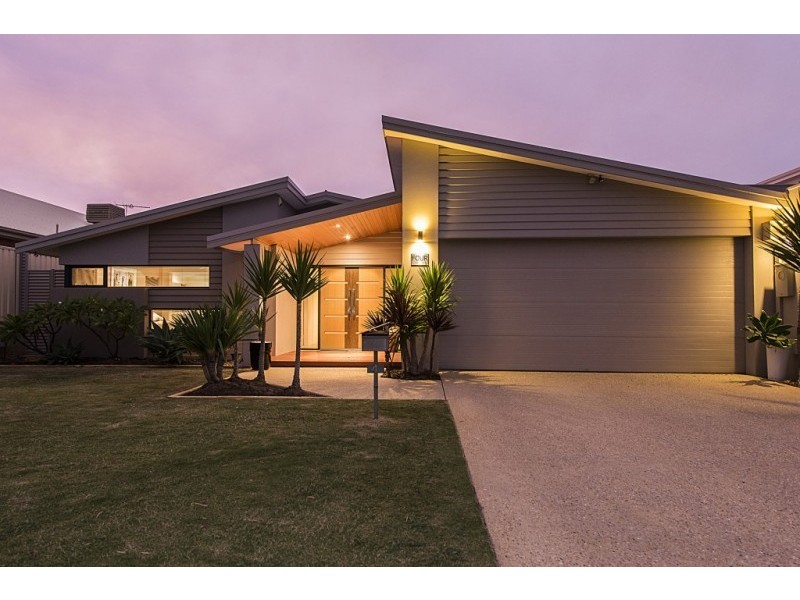 4 Lorne Bend, Secret Harbour WA 6173