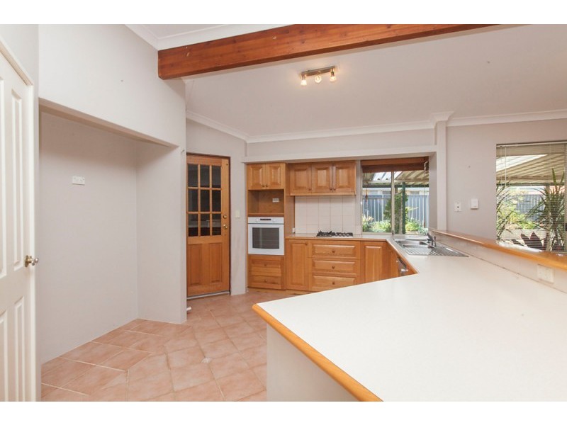 17 Sete Green, Secret Harbour WA 6173