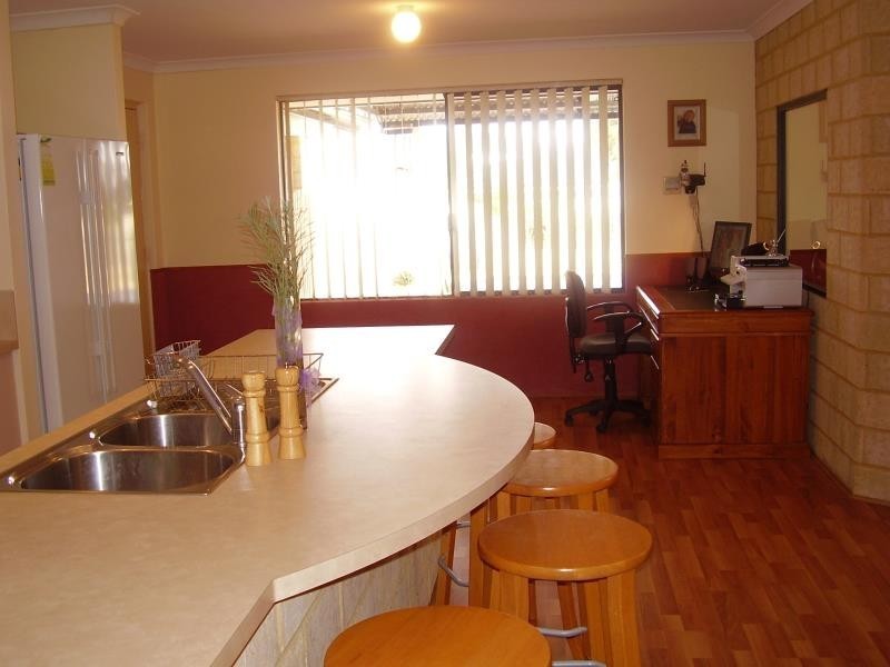 14 Wacona Way, Secret Harbour WA 6173