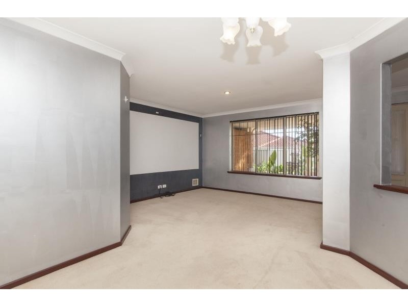 38 Carmargue Green, Secret Harbour WA 6173