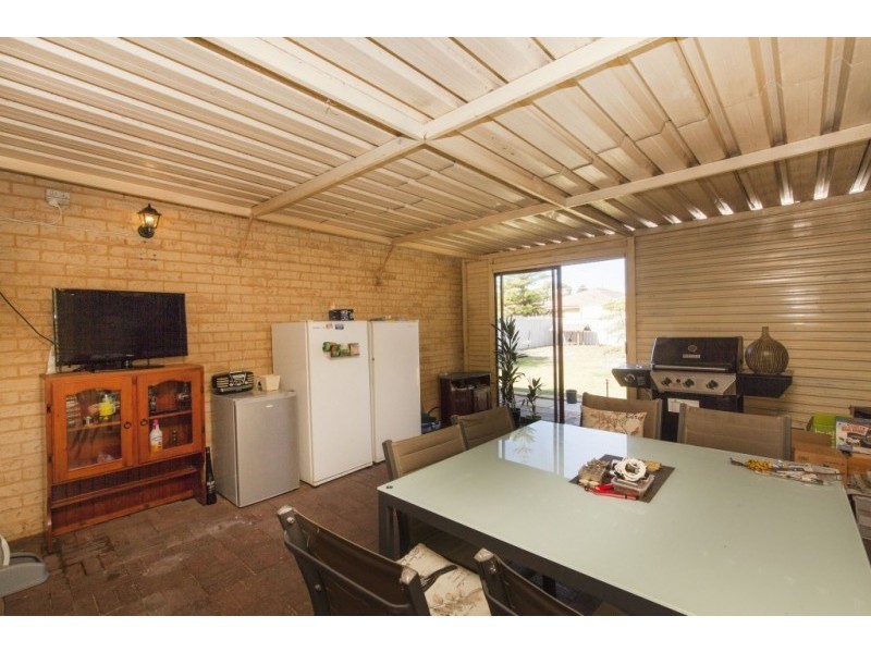 78 Dampier Dr, Golden Bay WA 6174