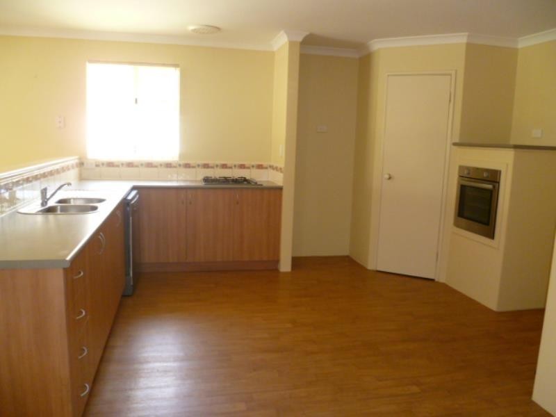 48 Kumarina Drive, Secret Harbour WA 6173