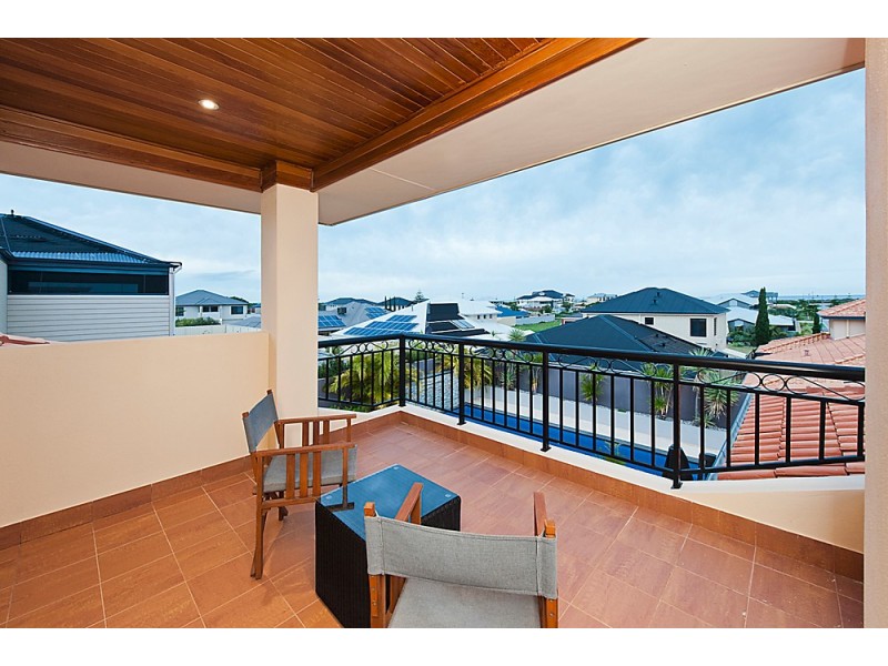 22 Hassars Road, Secret Harbour WA 6173