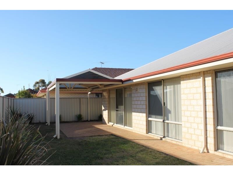 4 Voltaire Way, Secret Harbour WA 6173