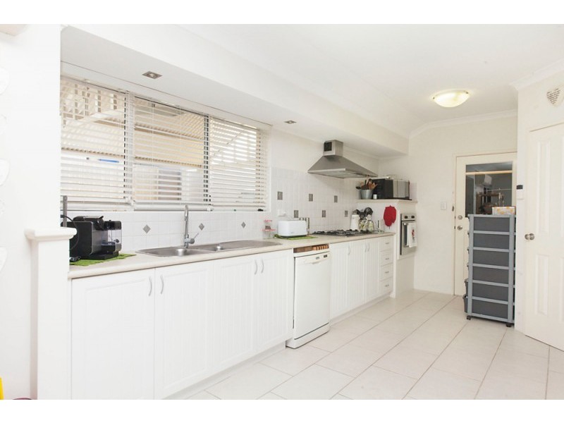 10 Tamar Break, Madora Bay WA 6210