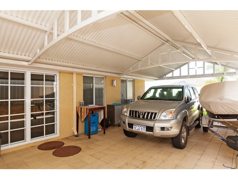 10 Tamar Break, Madora Bay WA 6210