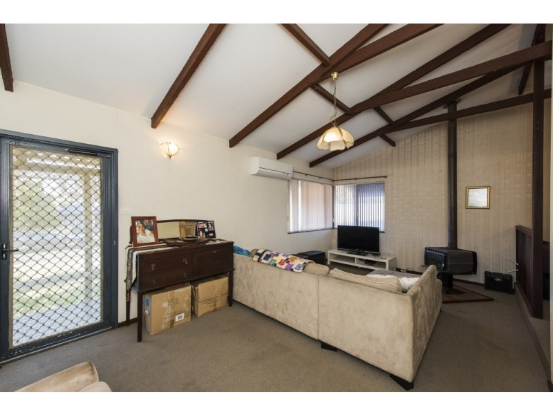 21 Strelley Rd, Golden Bay WA 6174