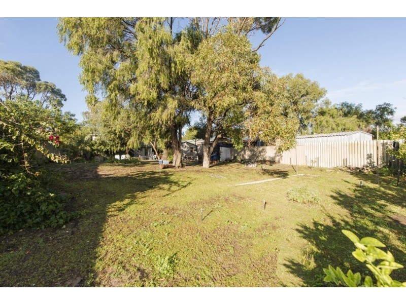 21 Strelley Rd, Golden Bay WA 6174