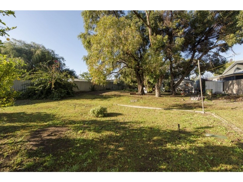 21 Strelley Rd, Golden Bay WA 6174