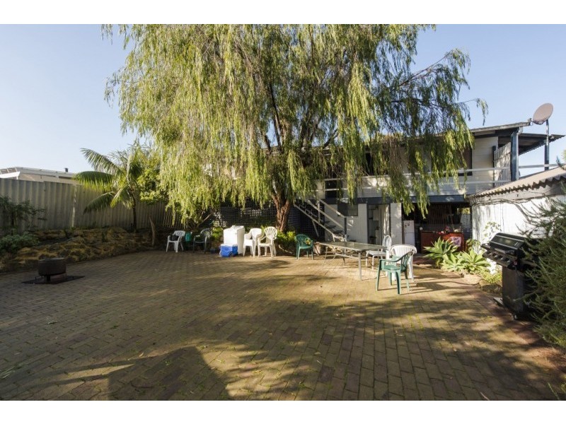 21 Strelley Rd, Golden Bay WA 6174