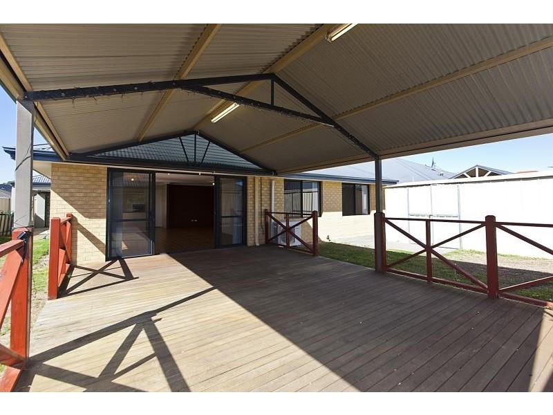 75 Forty Road, Secret Harbour WA 6173