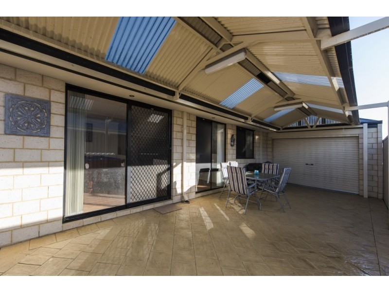 25 Surf Drive, Secret Harbour WA 6173