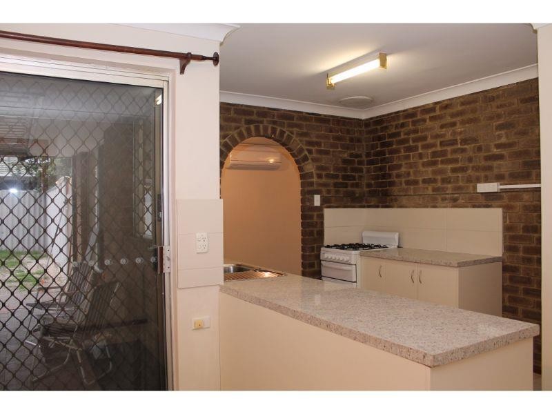 78 Juniper Way, Forrestfield WA 6058